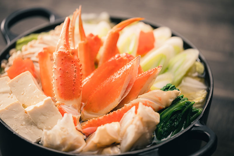かにの旨味たっぷりの出汁で味わう「かにすき鍋」
