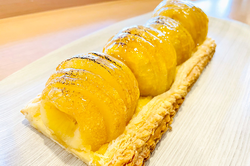 青森県産「ふじ」を使ったホテルメイドのアップルパイ